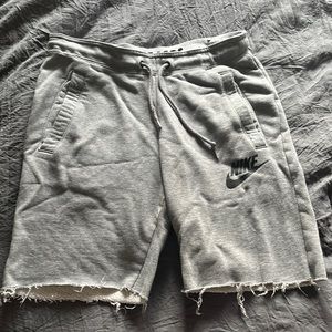Women’s XS Nike shorts